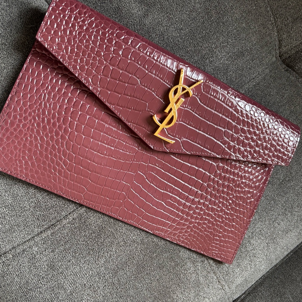 Yves Saint Laurent Uptown Pouch Croc Rouge Legion